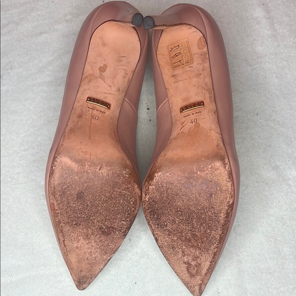 Gucci Women's Pink Leather Pumps Size 40 Stiletto Heel Alessandro Michelle era - Picture 9 of 12